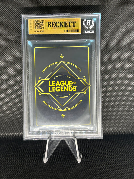 BGS 9.5 - Bounty Hunter (Miss Fortune) - Overnumber Signature - Origins