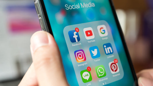 How Social Media has Changed The Trading Card Hobby